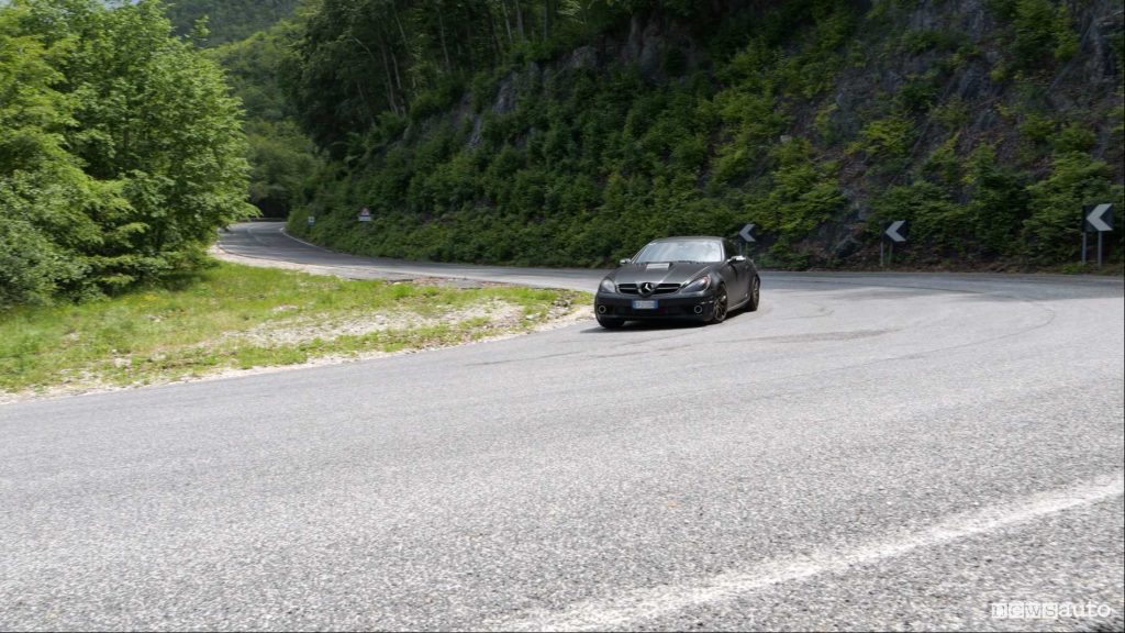 Test freni originali Mercedes SLK in discesa dal Monte Terminillo