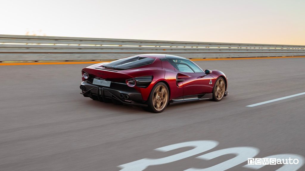 Alfa Romeo 33 stradale Nardò