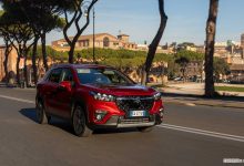 Suzuki S-Cross 2025 su strada a Roma