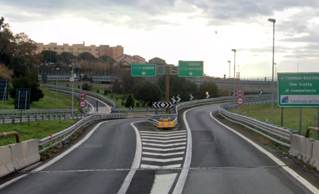 Rumori stradali provocati dalla circolazione di veicoli sulle autostrade che attraversano le città