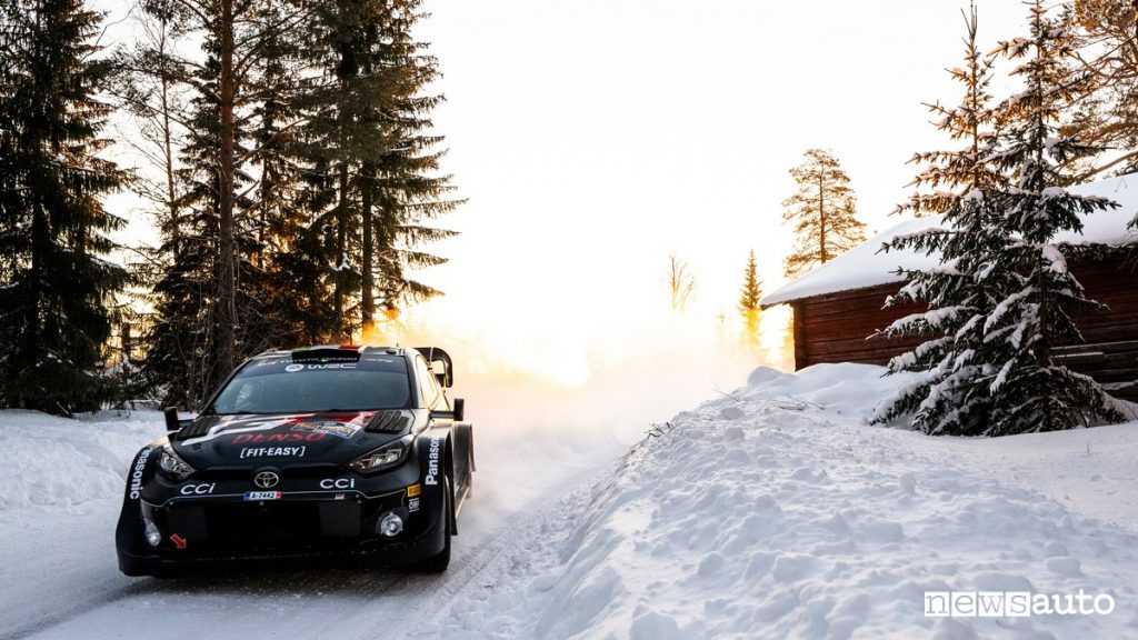 Lorenzo Bertelli al via del WRC Rally di Svezia 2025 con Toyota Gazoo Racing