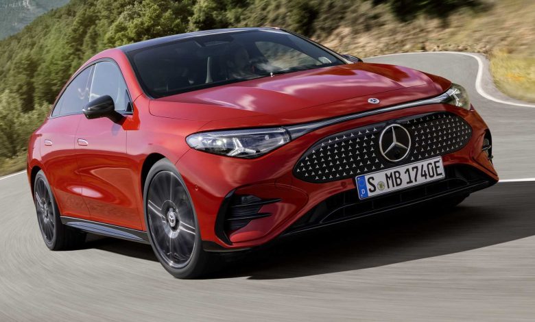 Nuova Mercedes-Benz CLA su strada