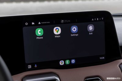 Suzuki e Vitara display infotainment Android Auto