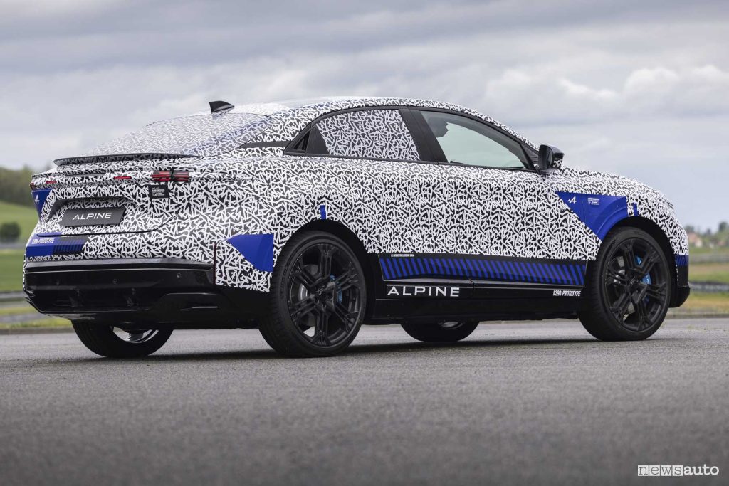 Alpine A390 prototipo posteriore 3/4