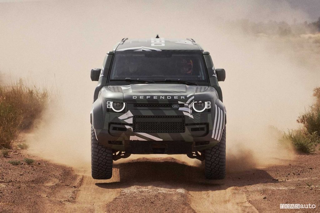 Test Land Rover Defender Dakar D7X-R