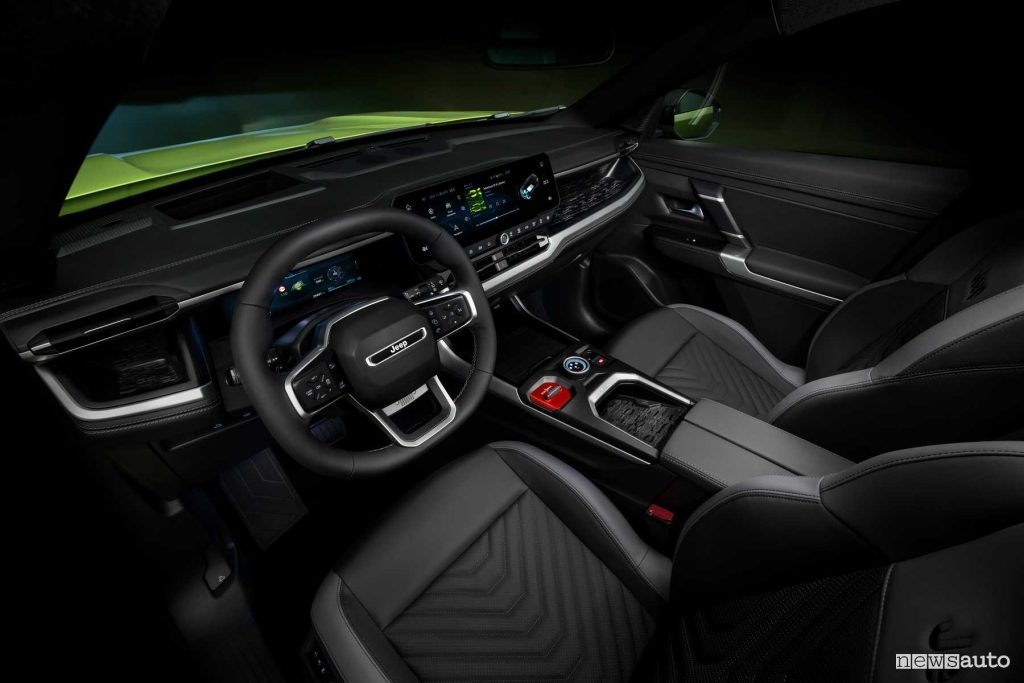 Jeep Compass 2025 First Edition abitacolo