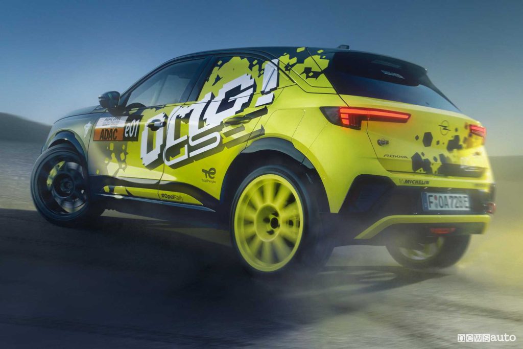 Opel Mokka GSE Rally in movimento