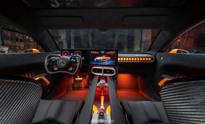 L'abitacolo della Mercedes-AMG GT XX