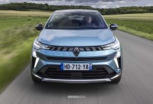 Renault Symbioz full hybrid E-Tech Iconic su strada