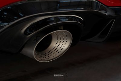 Volkswagen Golf GTI Edition 50 scarico Akrapovič