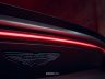 Aston Martin Vantage S firma luminosa posteriore