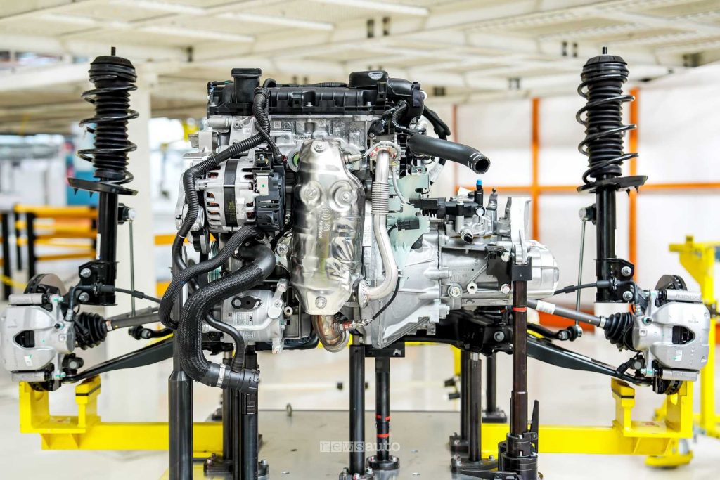 Motore e sospensioni della nuova Fiat 500 ibrida
