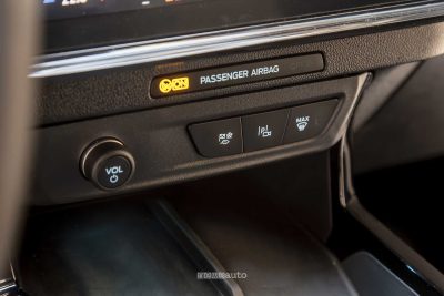 Ford Puma Gen-E comandi abitacolo