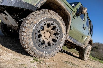 ICH-X K2 Off Road Edition cerchi Black Rhino Warlord