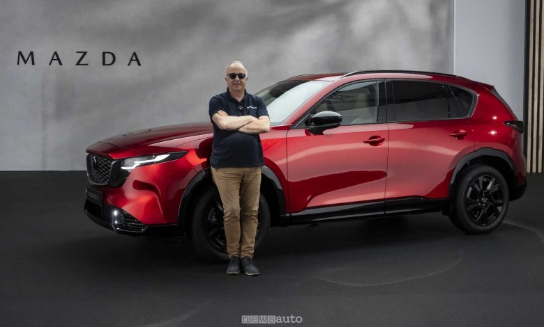Giovanni Mancini con la nuova Mazda CX-5