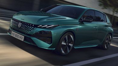 Nuova Peugeot E-308 su strada