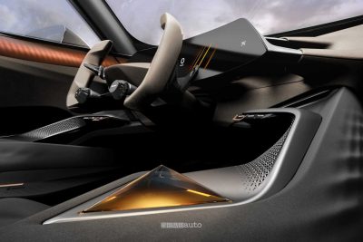 Showcar Cupra Tindaya volante a cloche abitacolo