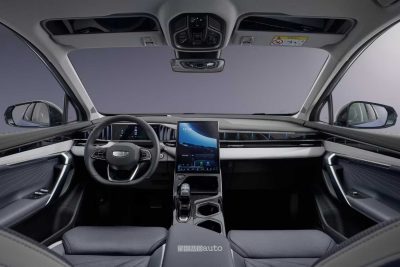 Geely Starray EM-i abitacolo