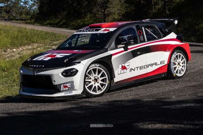 Lancia Ypsilon Rally2 HF Integrale in azione durante i test