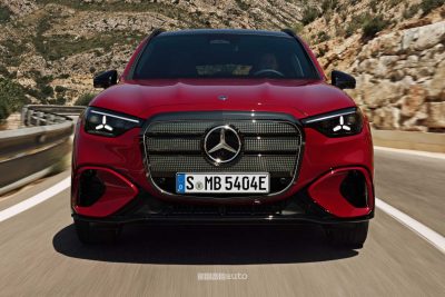 Nuova Mercedes GLC su strada