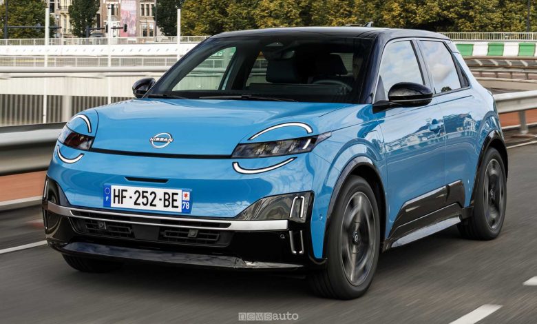 Nuova Nissan Micra EV su strada