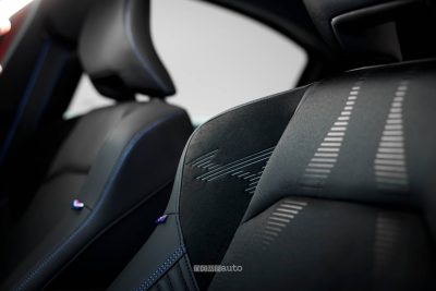 Renault Clio 2026 sedili anteriori Esprit Alpine