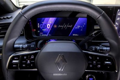 Renault 5 E-Tech Electric display quadro strumenti