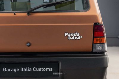 Fiat Panda 4x4e I Taddeo Garage Italia Customs portellone posteriore