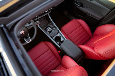 Alfa Romeo Tonale Speciale abitacolo