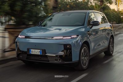 Leapmotor B10 su strada