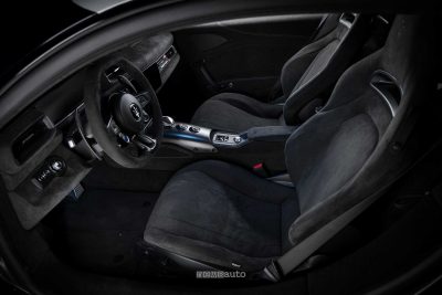 Maserati McPura dei Carabinieri sedili abitacolo