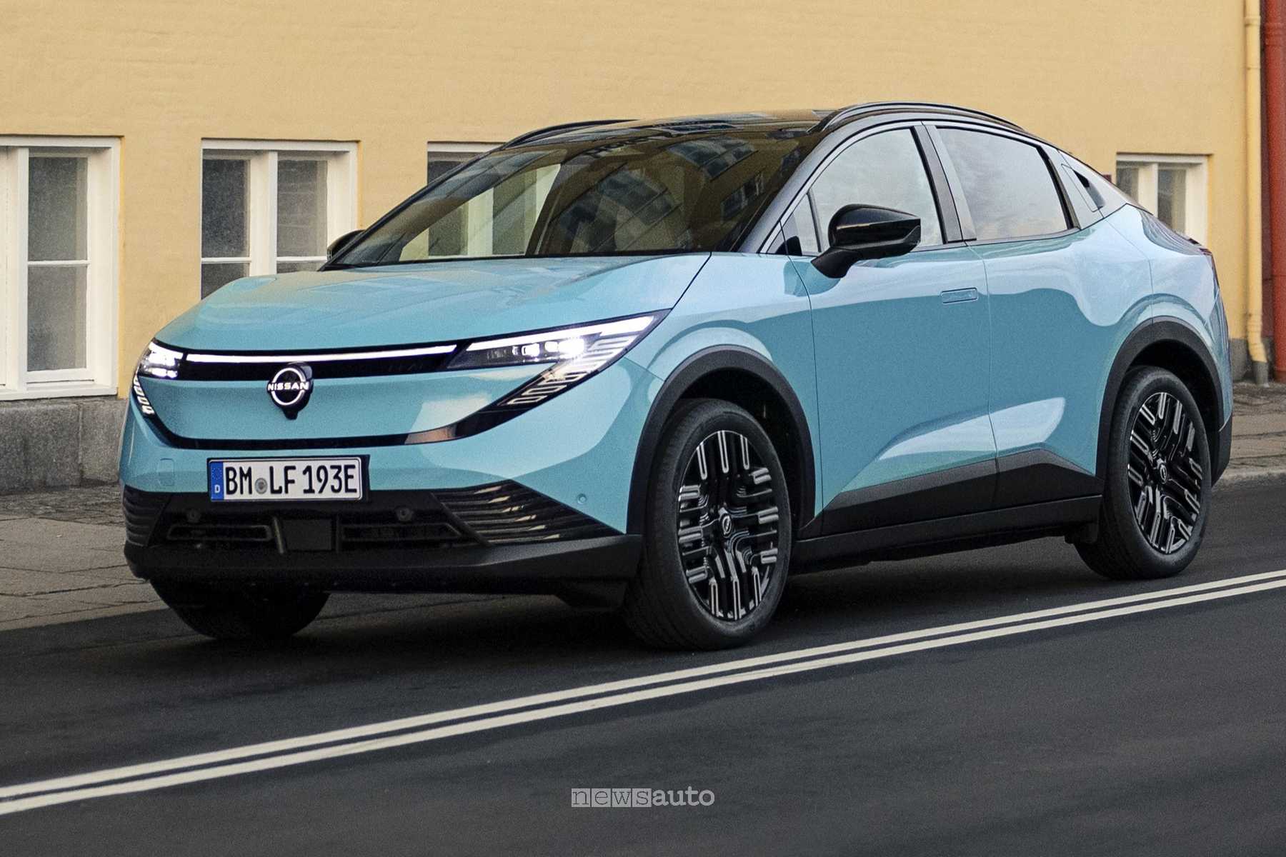 FOTO nuova Nissan Leaf, carrozzeria, abitacolo e interni