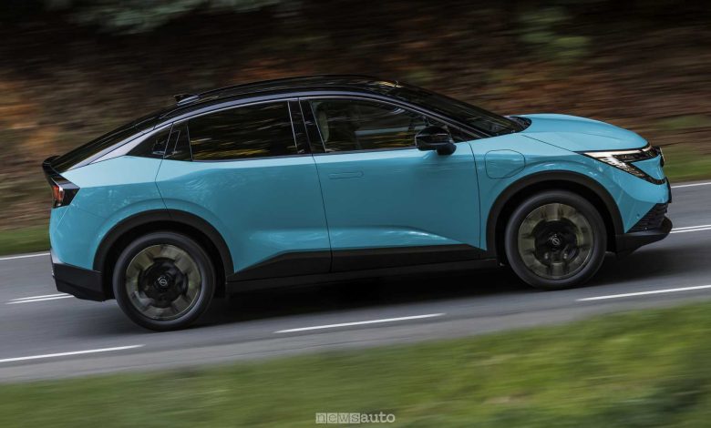 Nuova Nissan Leaf su strada
