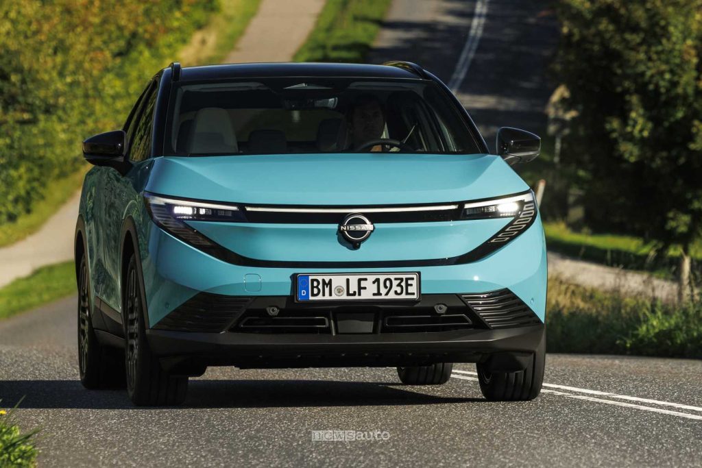 Nuova Nissan Leaf su strada
