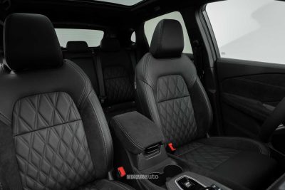 Nissan Qashqai e-POWER sedili abitacolo