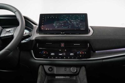 Nissan Qashqai e-POWER navigatore display infotainment