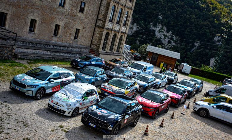 Le auto che hanno partecipato alla Roma Eco Race 2025, presso Monastero Benedettino Di Santa Scolastica