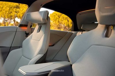 Toyota Corolla Concept sedili anteriori