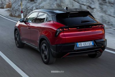 Alfa Romeo Junior Milano Cortina 2026 su strada