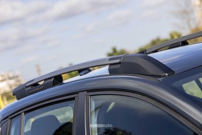 Dacia Sandero Stepway barre sul tetto