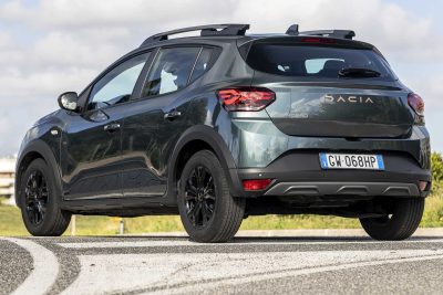 Dacia Sandero Stepway posteriore 3/4