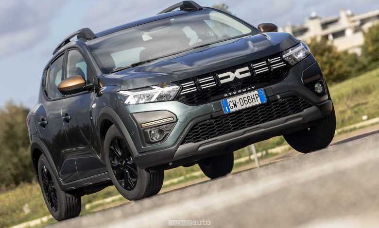 Dacia Sandero Stepway anteriore 3/4