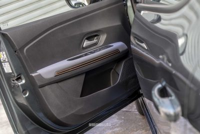 Dacia Sandero Stepway portiera lato guidatore