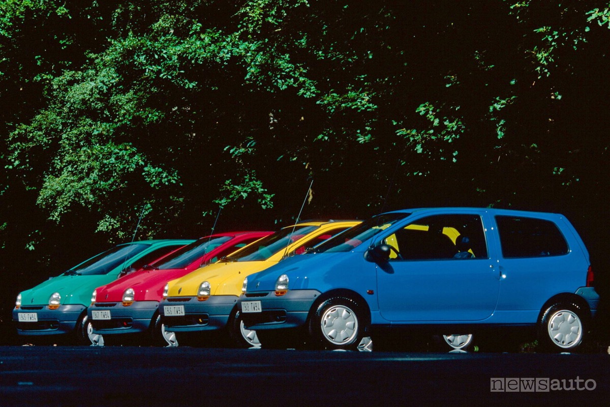 La Storia della Renault Twingo: 30 Anni di Evoluzione tra Design e City-Car