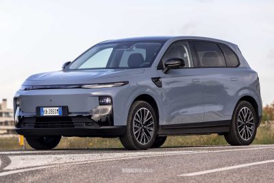 Leapmotor B10 anteriore 3/4