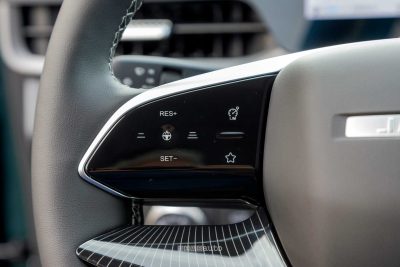 Jaecoo J5 comandi ADAS al volante