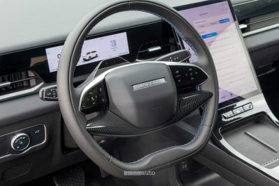 Jaecoo J5 EV volante