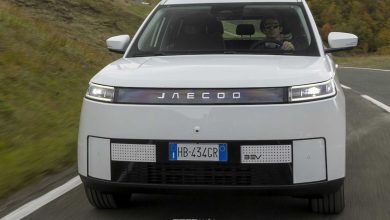 Jaecoo J5 EV su strada