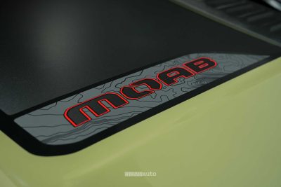 Nuova Jeep Recon Moab logo cofano anteriore