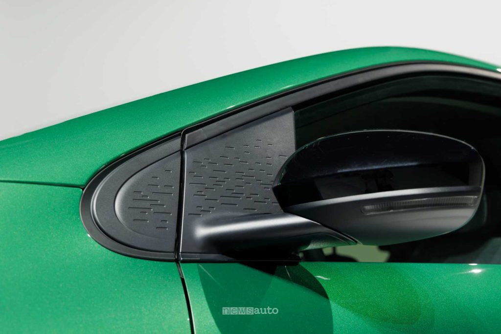 Renault Twingo E-Tech-Electric Techno Techno Vert Absolu specchietto laterale